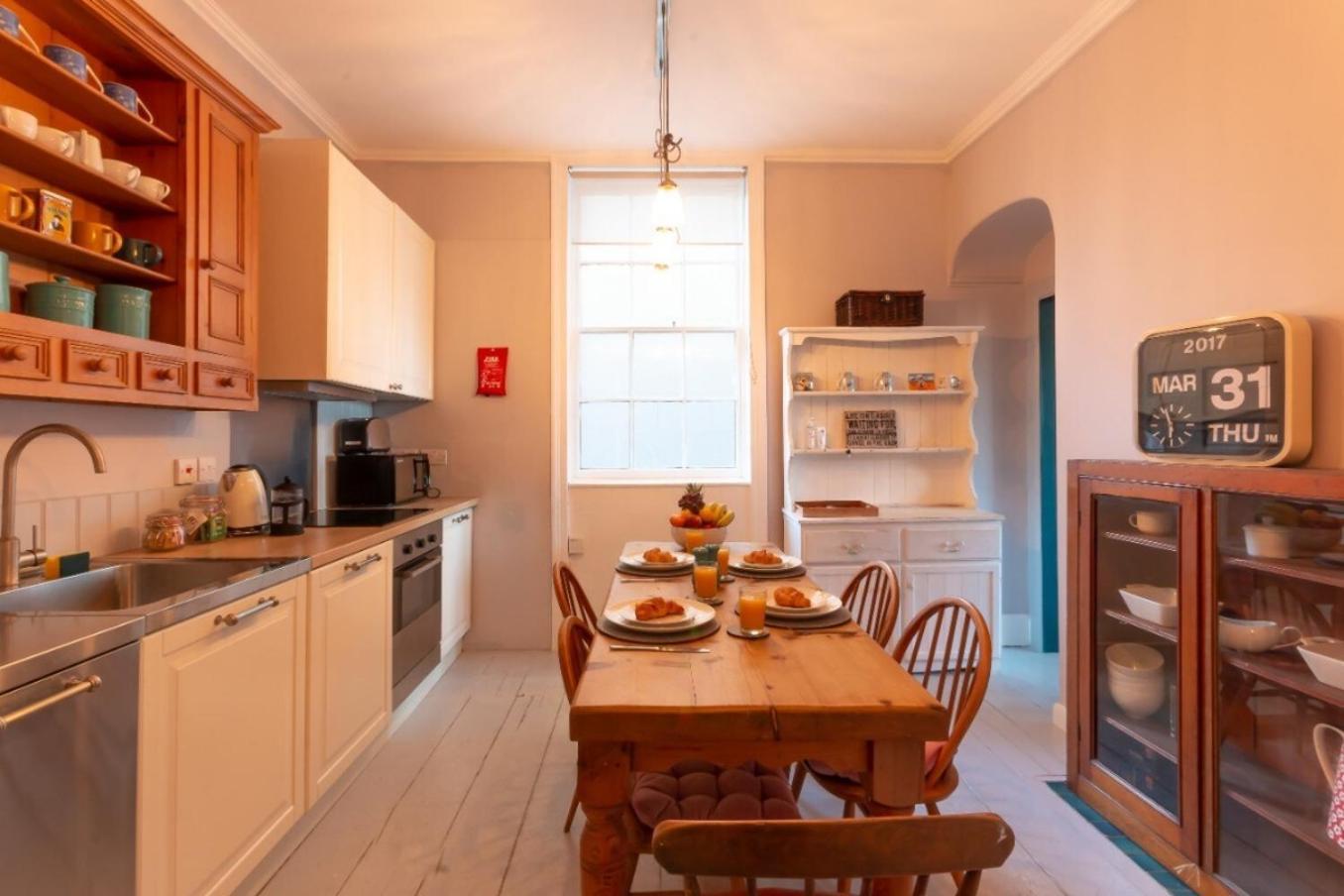 Victorian Apartment With Sea Views By Adliv Host Ramsgate Exterior photo